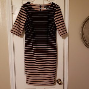 Beautiful 3/4 Sleeve Stripped Dress